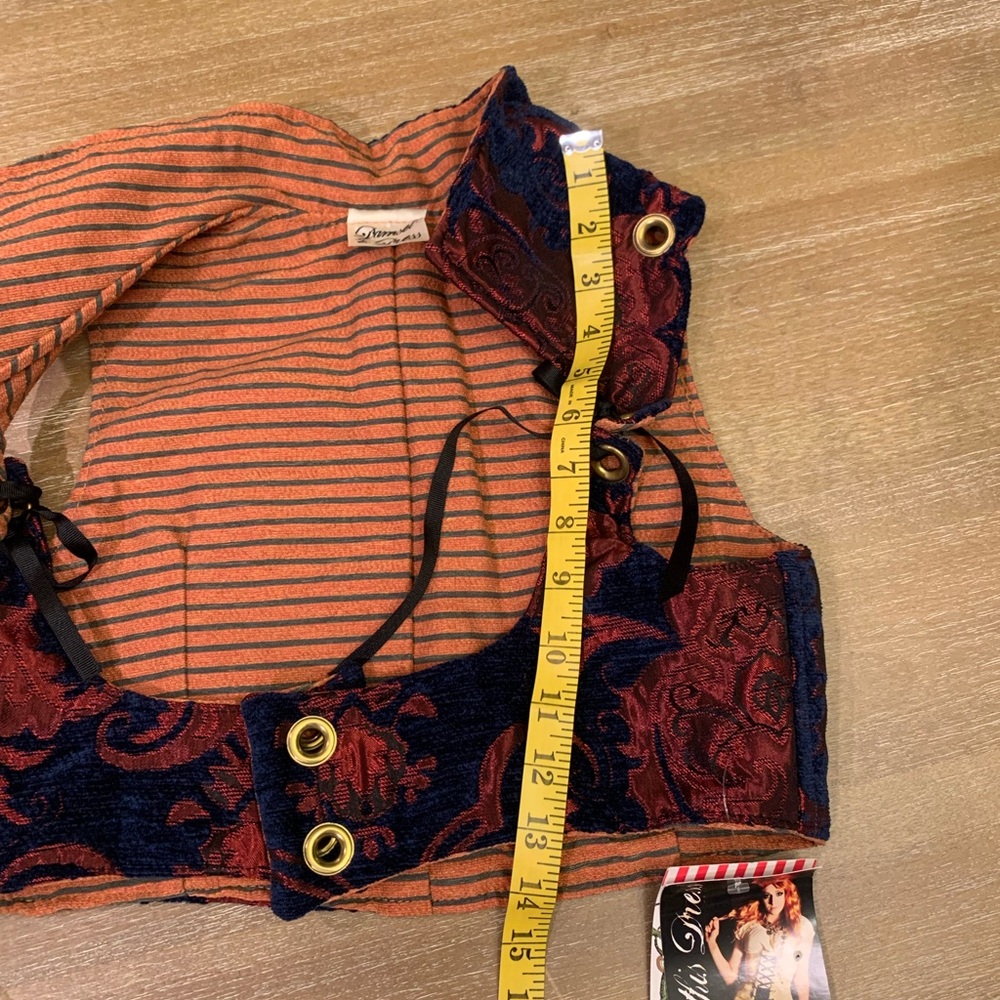 Cropped Dapper Vixen Top Missing Closure String - Picture 10 of 11